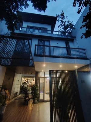 Nhà Nguyên Căn Gần Chợ Non Nước | Siêu Yên Tĩnh | Đẹp & Hiện Đại
