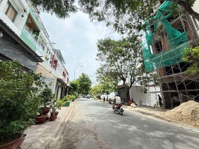Lô đất đẹp 5m x 25m. MT trục chính Khu biệt Thự Hà Đô Lê Thị Riêng