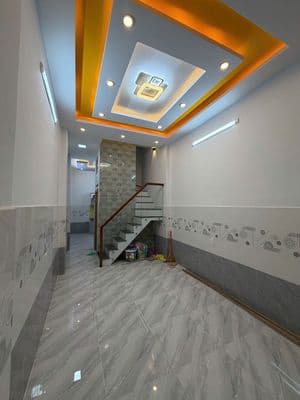 Chính chủ bán nhà 1trệt 1lầu, Hẻm xe hơi, Aeon,chợ,siêu thị,trường học
