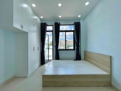 Studio ban công full nội thất ngay công viên gia định