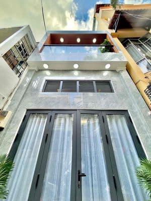 Nhà mới ở ngay - 30m ra mặt tiền – nội thất xinh xắn - 32m2 – 3 tầng
