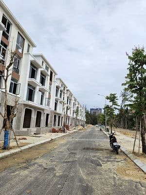 Biệt thự sân golf, sát sông, kề biển đà nẵng
