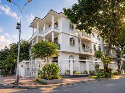 Cho thuê villa góc 3 mặt tiền – q2 133 đường số 16, quận 2