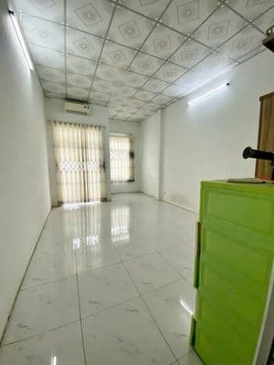 Bán nhà 2 tầng BTCT hẻm xe hơi thông Tân Xuân 1 Hóc Môn nhỉnh 4.x tỷ
