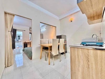 Căn Hộ Ban Công Tách Bếp-Full Nội Thất Gần Nguyễn Văn Trỗi