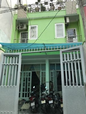 Nhà ở riêng biệt, khu vực an ninh, yên tĩnh.