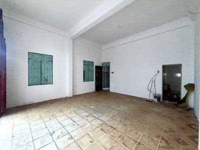 Cho thuê nhà kinh doanh 3 phòng, góc 2 mặt tiền gần biển – lộc thọ
