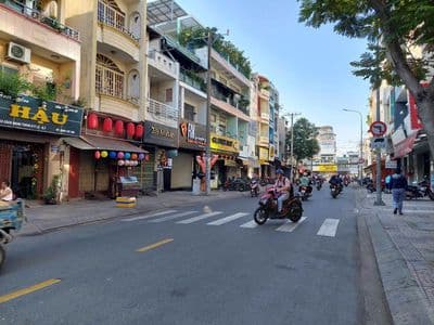 Sát vách chợ Phạm Văn Hai Tân Bình - ngang 5m nở hậu - 3 tầng - 133m