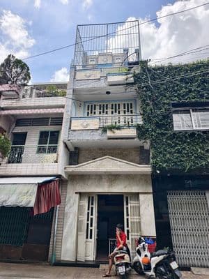 Góc Minh Phụng-Xóm Đất P8 Q11- 4,5x18m-4 tầng 5PN 4WC- Giá 21tr/th