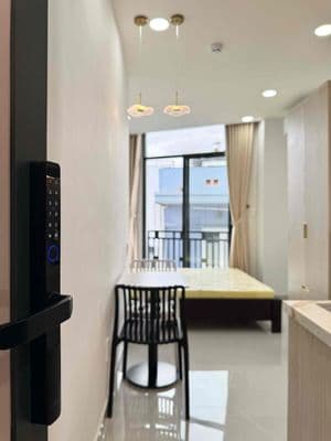 Căn hộ studio bancong mới xây - ngay tô hiến thành, đại học kinh tế