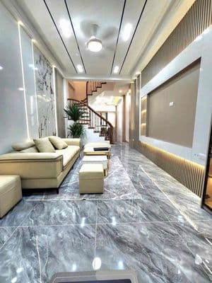 Cực đẹp phố Nguyễn Đức Cảnh, nhà mới, 30m ra mặt ngõ ô tô qua, sổ CC
