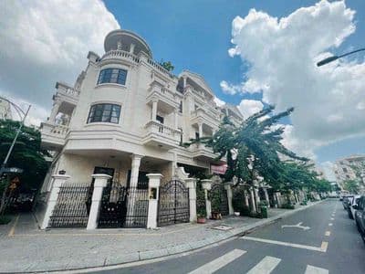 Cho thuê căn góc 2mt cityland gò vấp. dt 7*20 (1 hầm + 4 lầu)