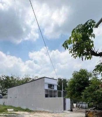 Nhà Định Hoà hơn 130m2 Thủ Dầu Một đường oto giá rẻ