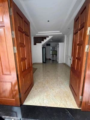 Cho thuê nhà 5 tầng Kim Ngưu, 3PN khép kín