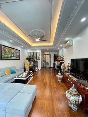 Cho thuê nhà thang máy Liền Kề Vạn Phúc, 23 triệu/tháng