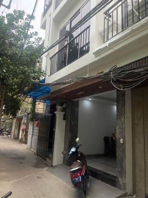 Cho thuê nhà riêng 6 tầng mới xây Âu Cơ, Tây Hồ
