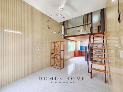Duplex cao đứng, free dịch vụ, ở 2-4 nguời, gần trung tâm kcx, đh ufm
