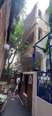 Cho thuê nhà riêng 3 tầng Đặng Thai Mai, Tây Hồ