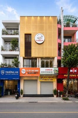 Cho thuê nhà 100 Đồng Đen 8x16m, 472m² sàn
