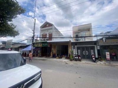 Cho thuê nhà 90 m2 kế bệnh viện Đa khoa TW Cần Thơ tiện kinh doanh