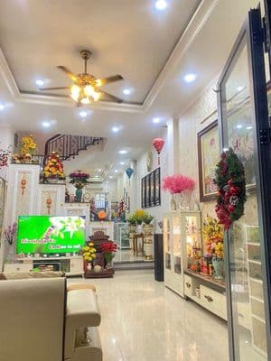 Nhà đường oto tránh - gần vạn phúc city - 3 tầng - 123m2, 4pn ,5wc