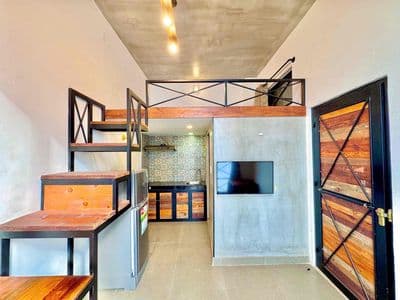 Cho thuê căn hộ duplex ban công ngay trung tâm bình thạnh