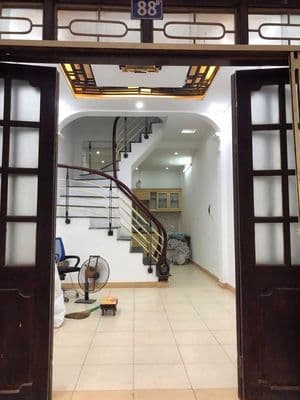 Cho thuê nhà 4 tầng 40m2, Giảng Võ, Ba Đình, Hà Nội