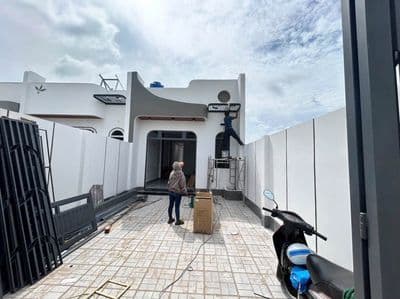 Bán nhà 5x38, 1.79 tỷ, sổ hồng riêng, đường xe hơi