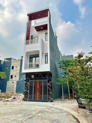 Bán nhà 1 trệt 2 lầu 1 tum Thuận Giao, Thuận An - 4.95 tỷ