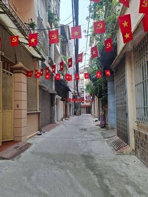 Nhà 5 tầng 3 PN Trương Định, 6.8 tỷ