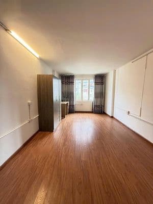 Cho thuê nhà ngõ 123 Văn Cao, Ba Đình, 30m2, 4PN