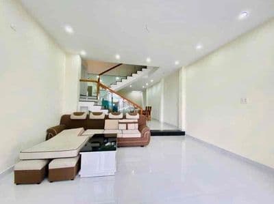 Cho thuê nhà 3 tầng khu phạm văn đồng