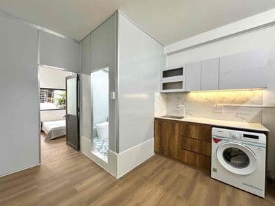 Nhà Mới 1PN Tách Bếp - MG Riêng. Cửa sổ siu thoáng , thang máy hầm xe.
