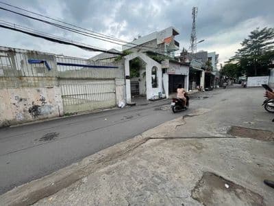 2 nền đất liền kề mt đường 359 phước long b - 8,6 tỷ/110m2