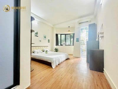 Cho Thuê Studio ban công full nội thất nhà cạnh công viên siêu thoáng