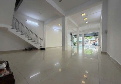 CHO THUÊ NHÀ MT Nguyễn Sơn, Tân Phú -,Phù hợp mở VP Công Ty ,Giá 25Tr