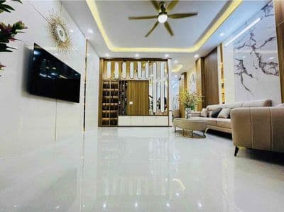 Nhà Đẹp. Full Nội Thất, 1 Lầu, 2PN, 2WC, Nguyễn Xí, P26, B. Thạnh