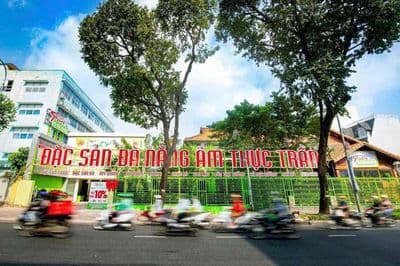 Cho thuê mt võ thị sáu q3 dt 35x40m dt lớn nhất tt q3