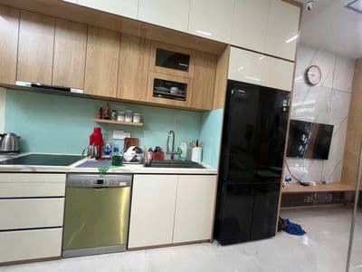 Nhà 3 tầng full nội thất cao cấp, có thang máy đường phước mỹ 1