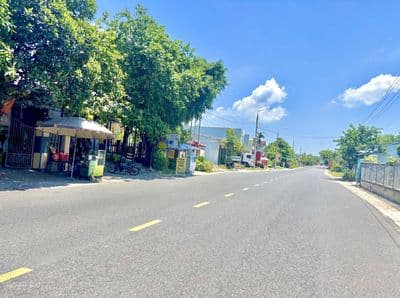Cặp liền kề sát đường ql14b mở rộng - nam hoà khương - giá chỉ 890tr