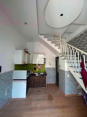 Cho thuê nhà kiệt Núi Thành gần Phan Đăng Lưu 4.5triệu