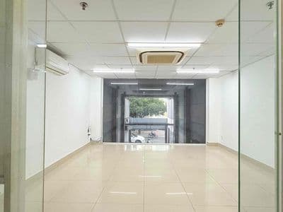 văn phòng kinh doanh mặt tiền đường ngay vòng xoay Điện Biên Phủ