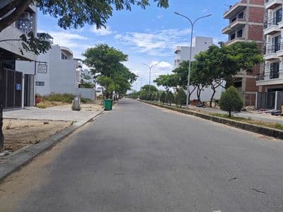 Đất đường 27m khu đô thị FPT, gần Đại học FPT