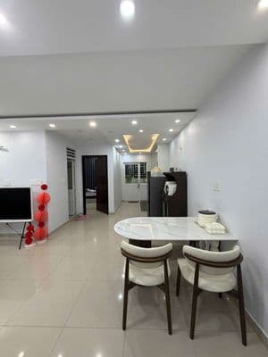 Bán căn hộ 1pn*shr nhà decor đẹp*Cc BellezaQ7*Dt 47m2*Giá rẻ 2.4 tỷ