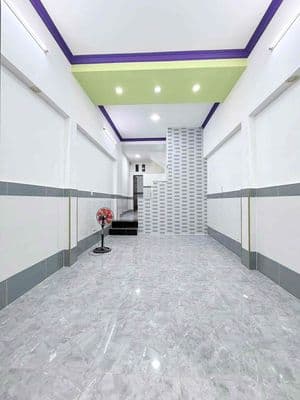 Âu dương lân p2 q8 / trệt lầu đúc / có pn tầng trệt / kdc hiện hữu