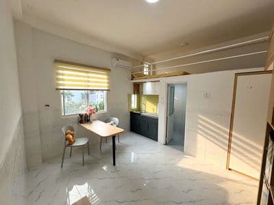 Cho thuê duplex gác siêu rộng, cửa sổ thoáng