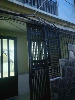 Nhà gần chợ gò vấp trệt lầu 3,5 13m có 2pn 1wc giá 9,5 triệu