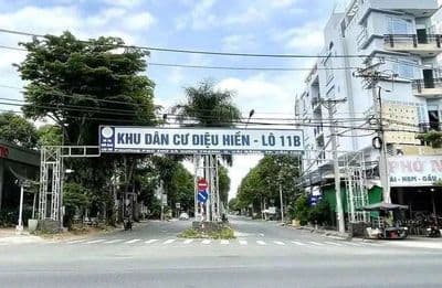 Cặp góc đường phan trọng tuệ - kdc diệu hiền