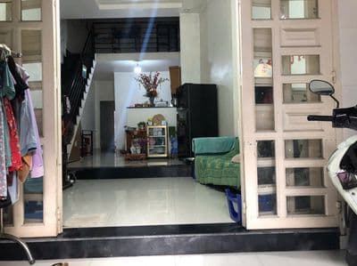 Nhà 5x15,7m, 1 trệt, lửng, gần chợ Phú Lạc, Phong Phú, Bình Chánh