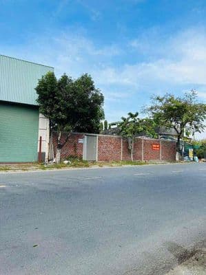 Bán đất nền mặt tiền